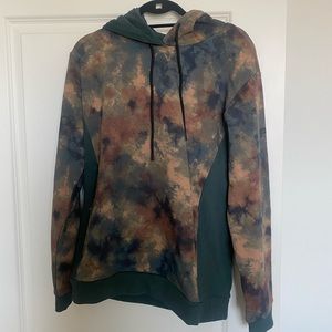 Fabletics size Medium Camo Tie Dye Hoodie